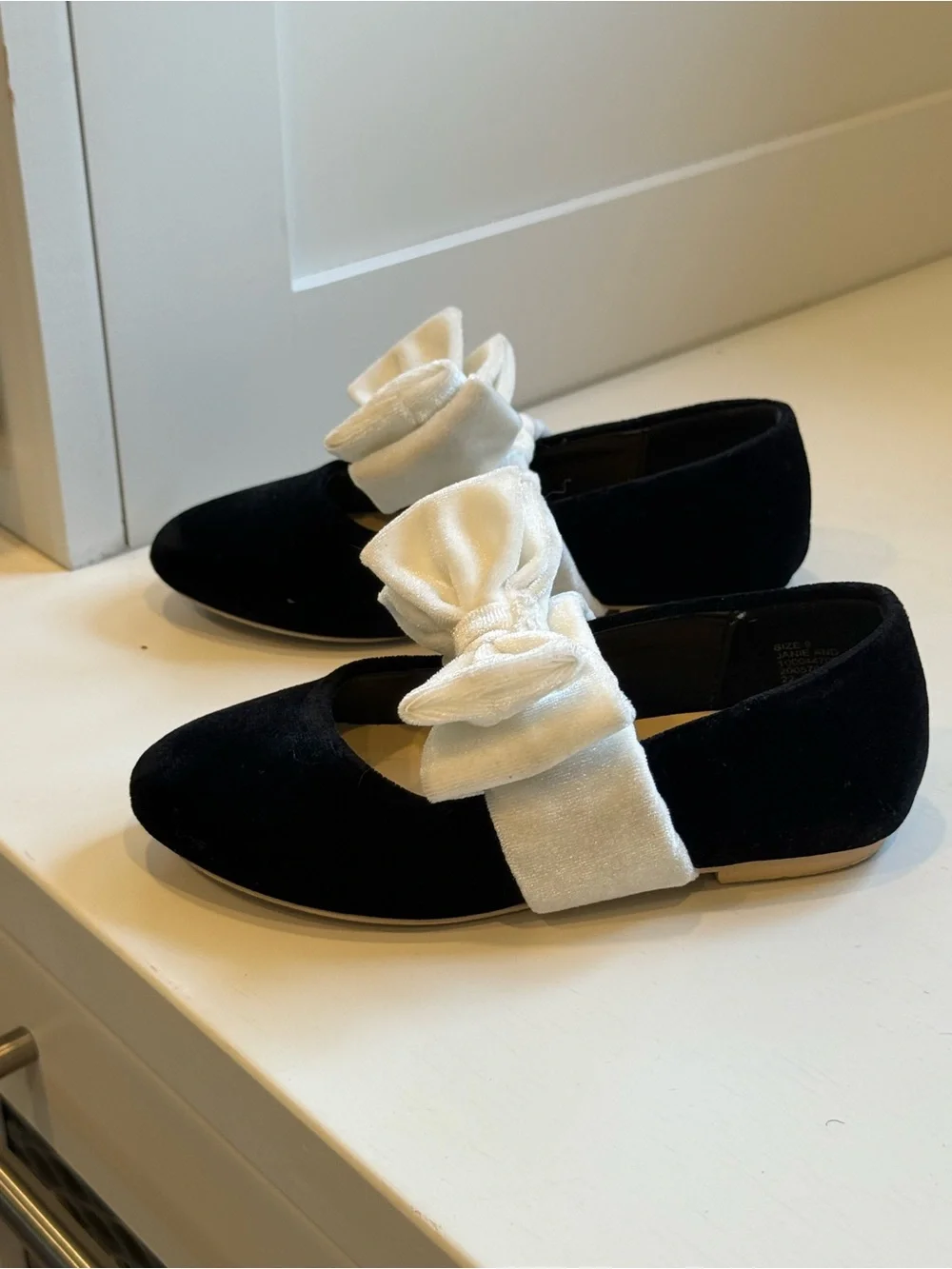 Janie and Jack Black Velvet Mary Jane Shoes with White Bow